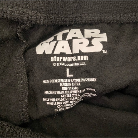 Star Wars Women's Black Baby Yoda Fleece Jogger Sweatpants NWT Size L - Picture 4 of 4